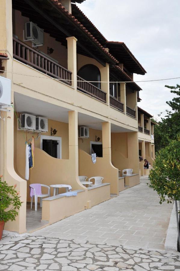 Mirabello Hotel Apartments Dassia  Exterior foto